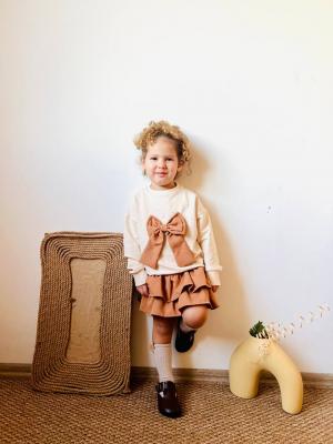 kahverengi, taşlı, fiyonk detaylı fırfırlı etekli takim